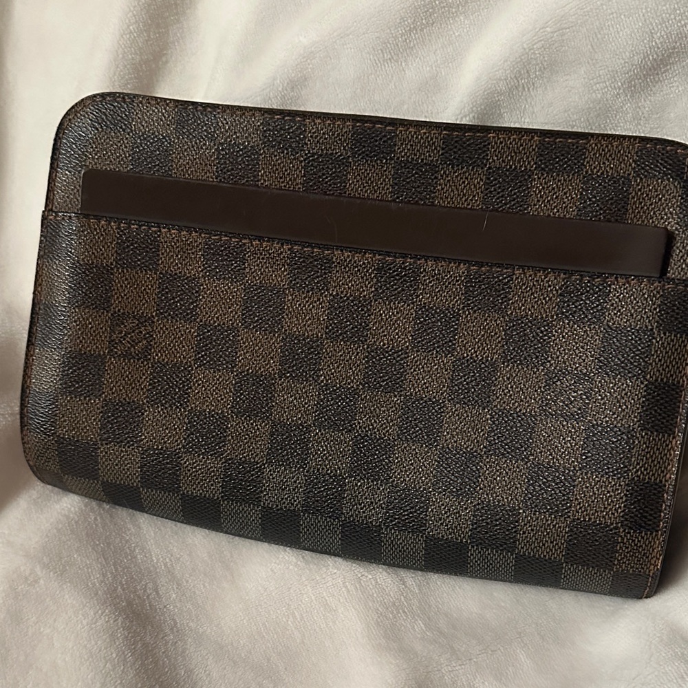Louis Vuitton Damier Ebene Clutch